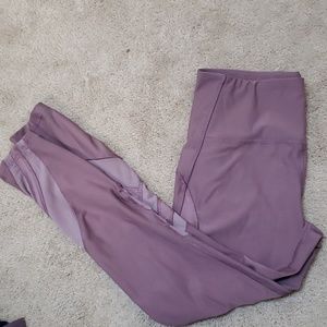 Super stylish workout leggings